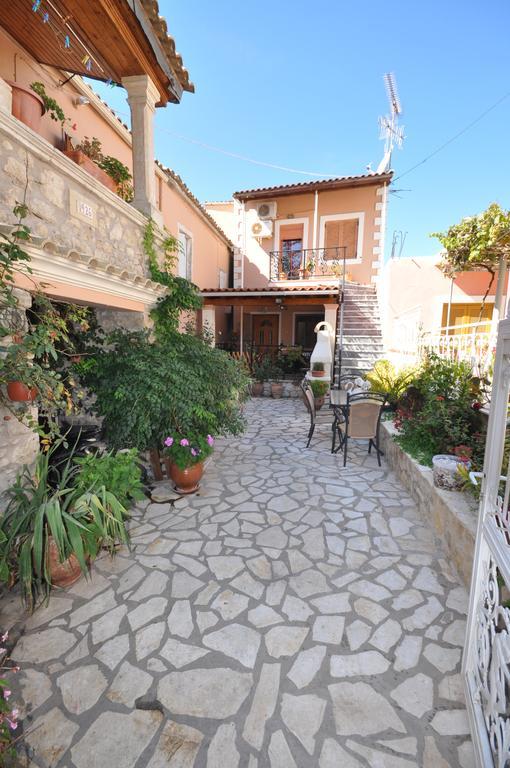 Appartamento Makrades *