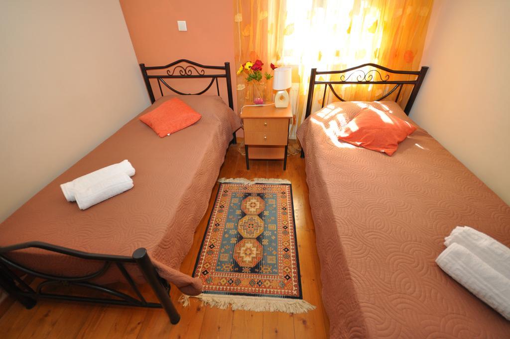Apartament Makrades